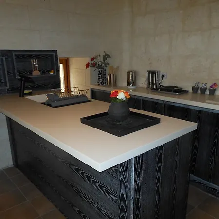 Apartment Guard Tower Mdina
