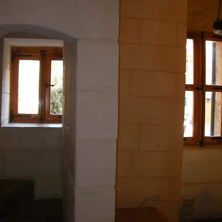 Guard Tower Apartment *